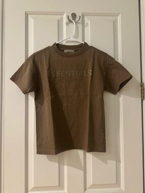 Essentials Kids Short-Sleeve Logo Tee in Brown
